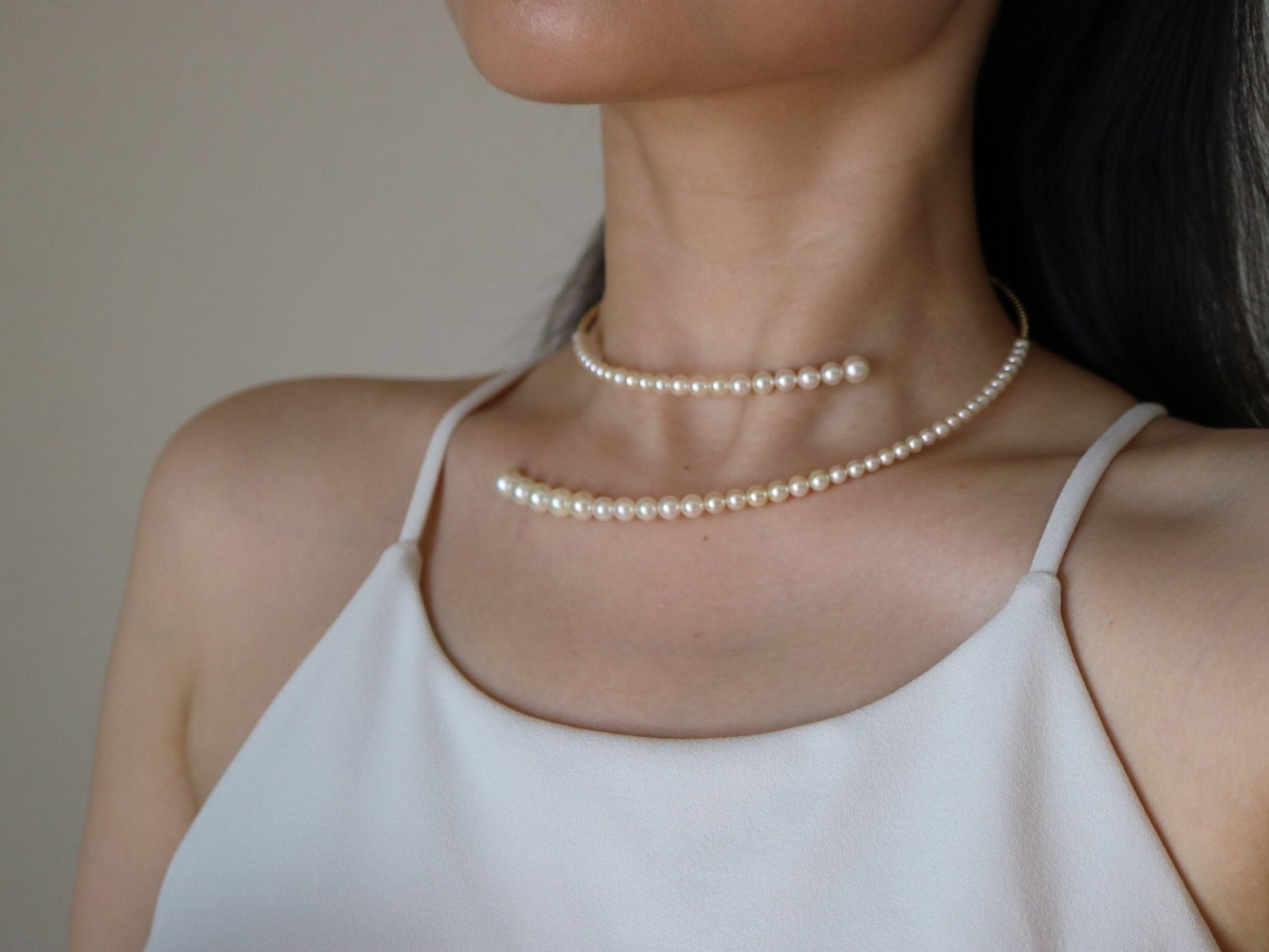 Gradient Sized Akoya Pearl & 10K Gold Beads Memory Wire Choker Necklace - KOKOPEARLJEWELRY - 5