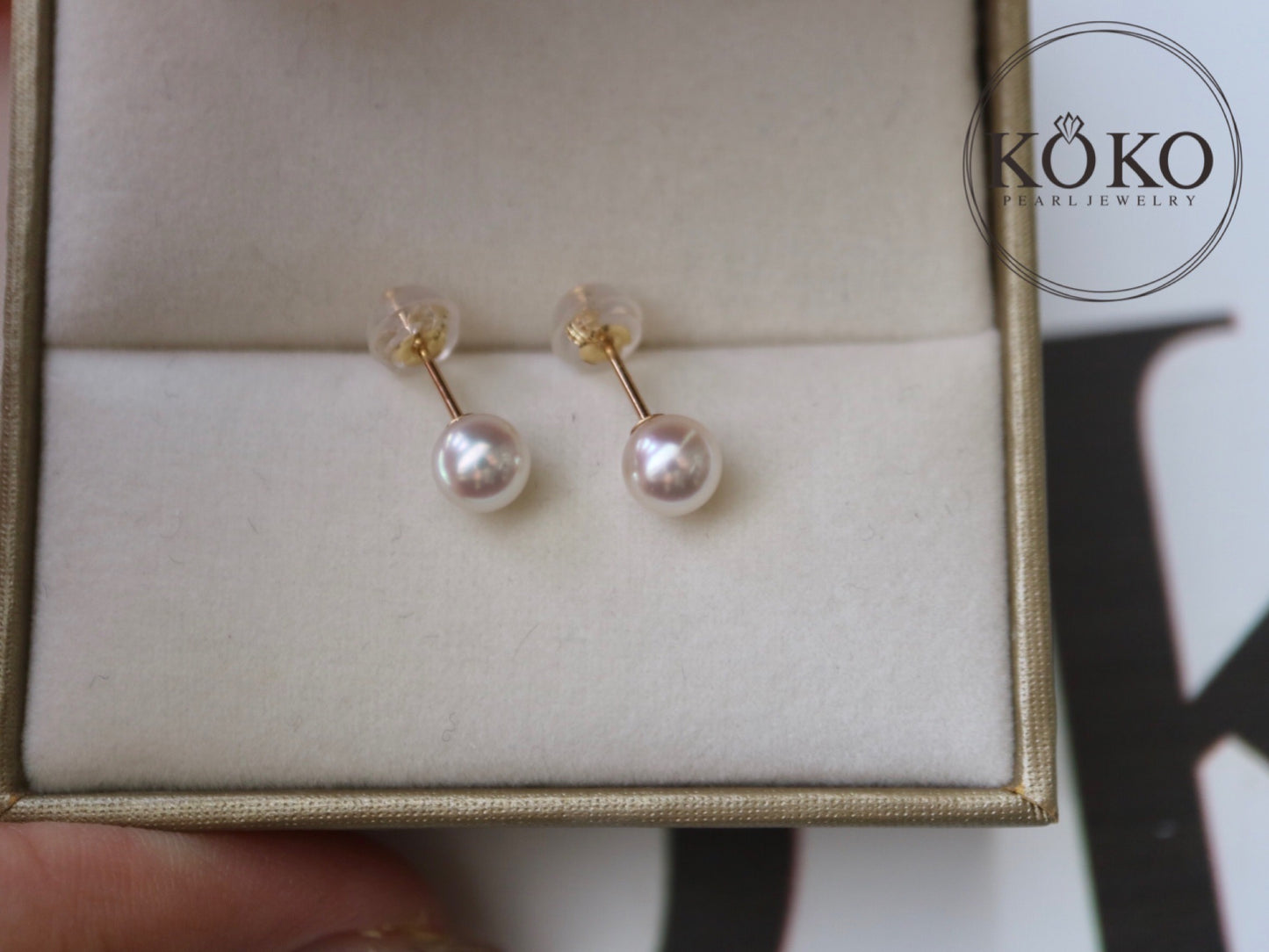 5.0mm 5.5mm Akoya Pearl Stud Earrings 18K Yellow Gold