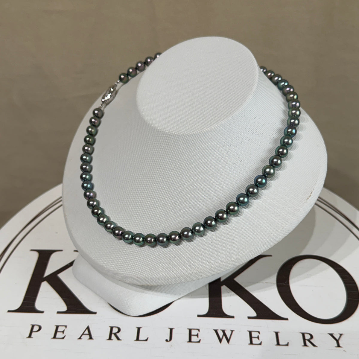 Peacock Green 7mm Japanese Akoya Pearl Beaded Necklace