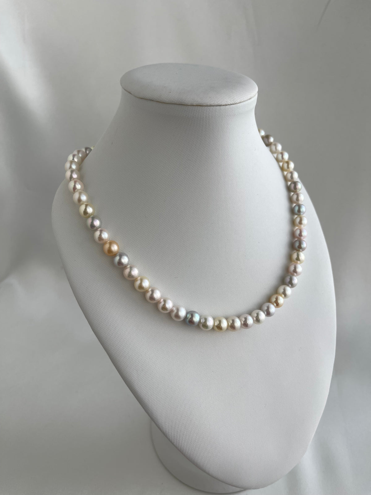 Rainbow Color 7.5mm Akoya Pearl Beaded Strand Necklace
