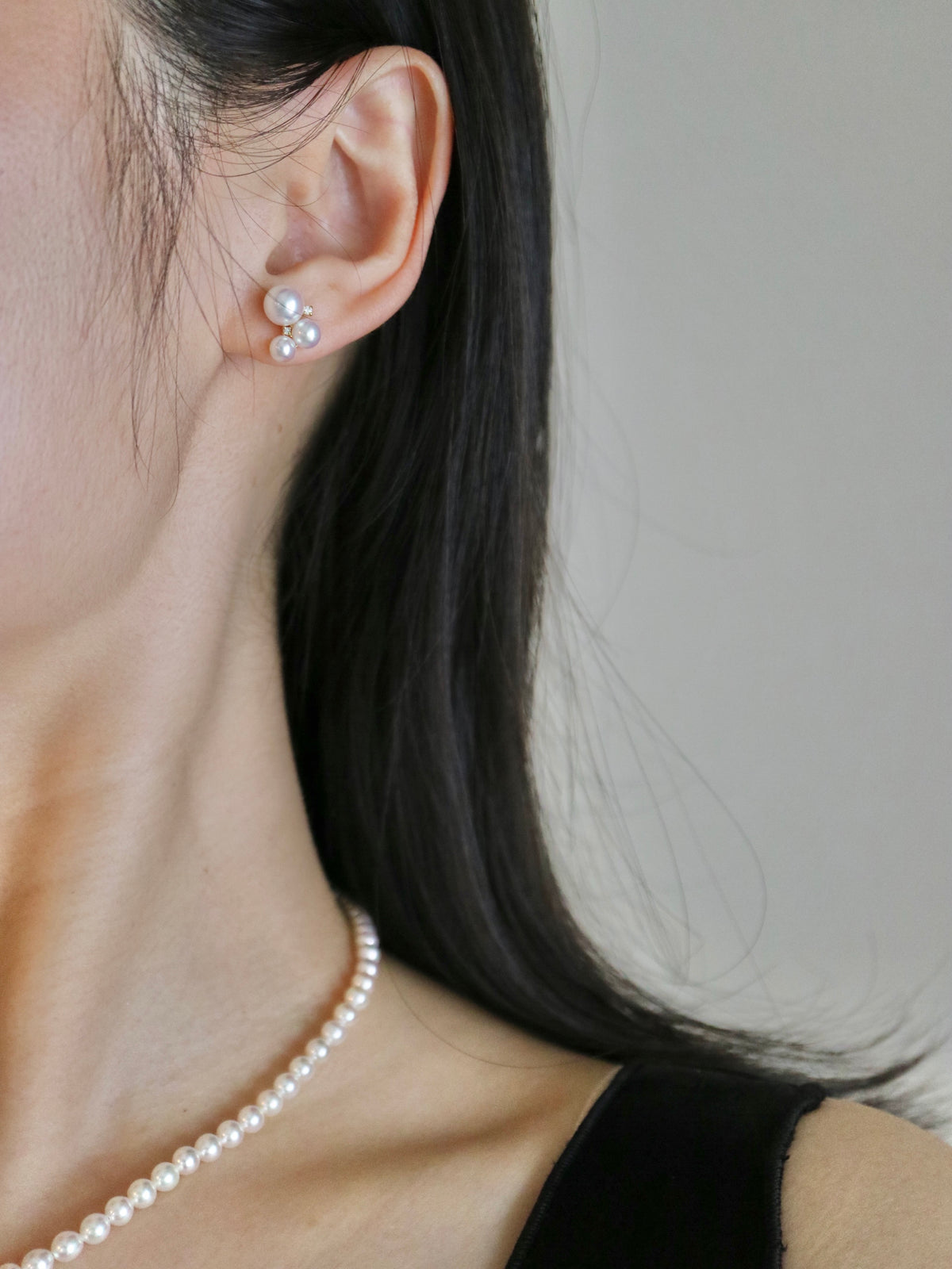 Three Akoya Pearl Diamond Stud Earrings K18YG / Pt900