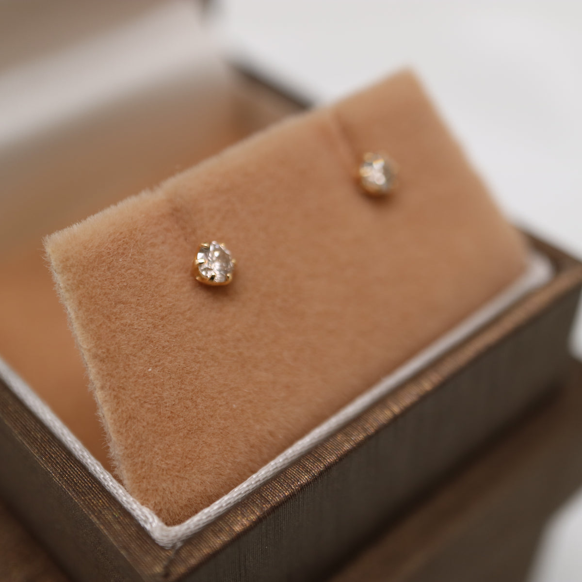0.2ct 天然鑽石耳釘 K18YG