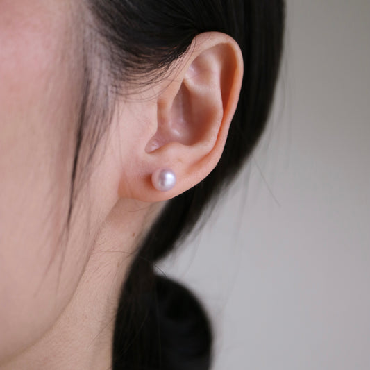 可夾式耳環｜櫻花粉 7.0mm Akoya 珍珠耳釘 18KYG