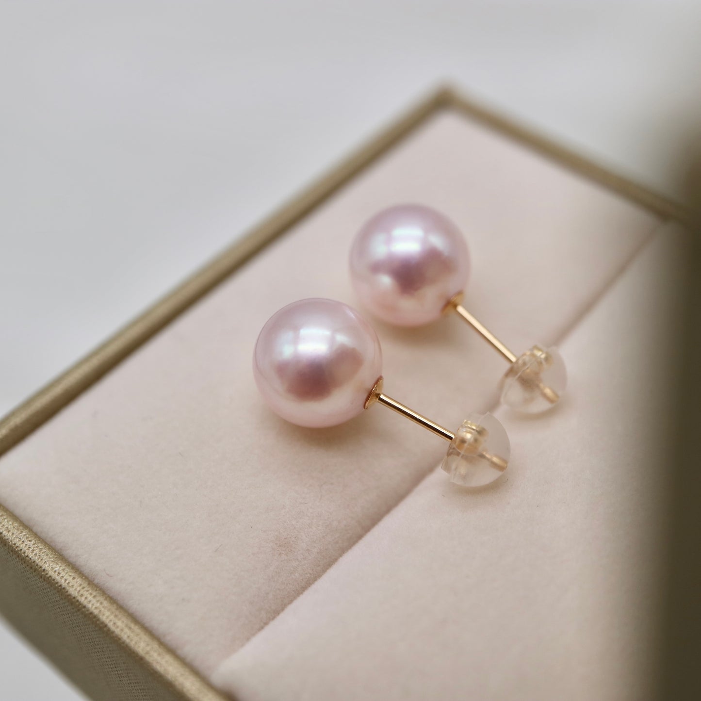 Pierced/Clip-On Type | Rare 9.0mm Sakura Pink Akoya Pearl Stud Earrings K18YG
