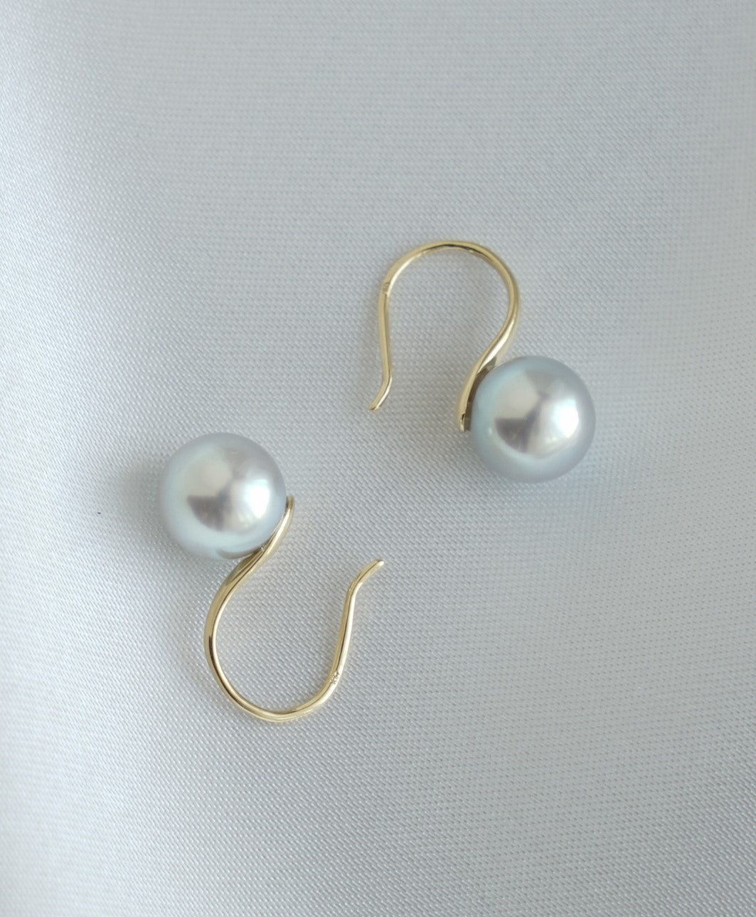7.0mm Natural Silver Blue Akoya Pearl Drop Hook Earrings 18K Yellow Gold