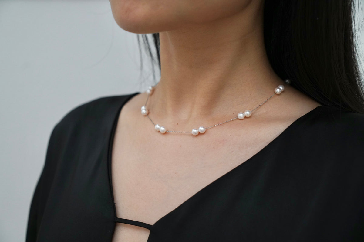 Movable 6.5mm Akoya Pearl Station Necklace | 18K White Gold | Handmade in Japan
