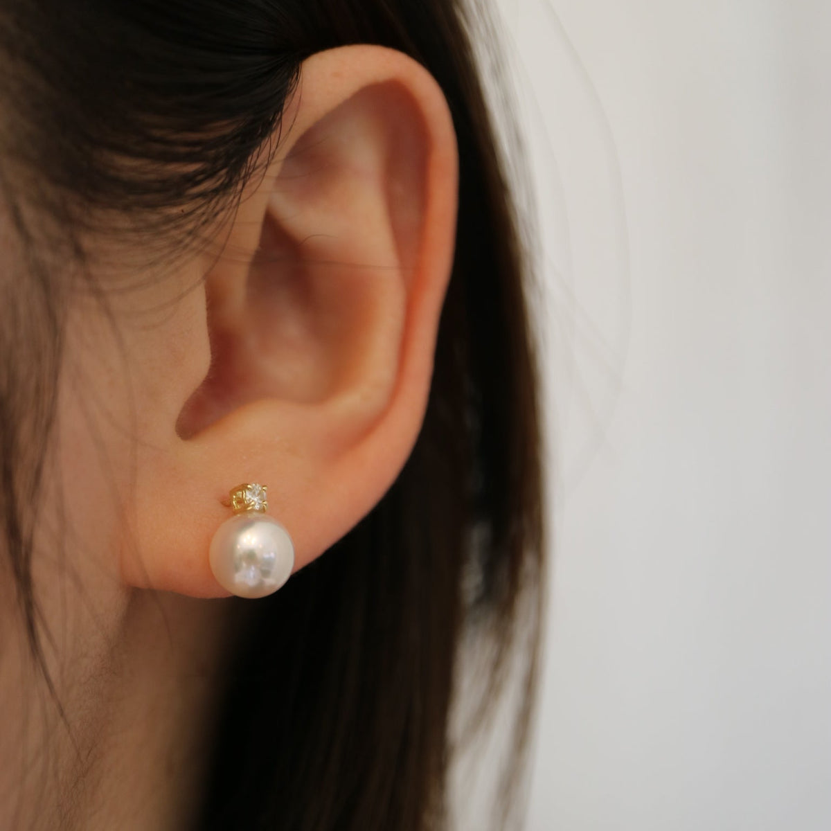 7.5mm Akoya Pearl Diamond Stud Earrings 18K Yellow Gold