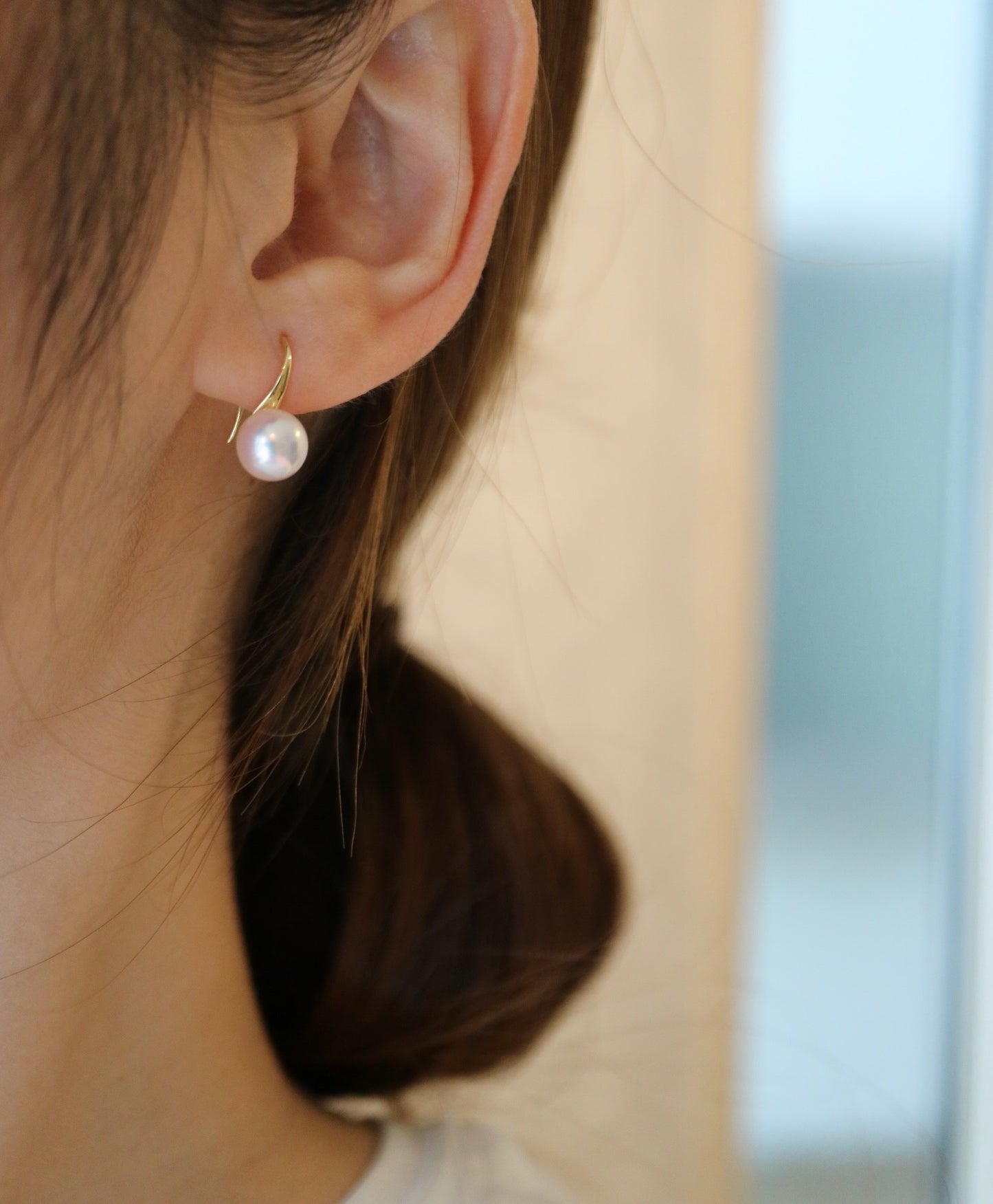 7.5mm White Akoya Pearl Drop Hook Earrings 18K Yellow Gold