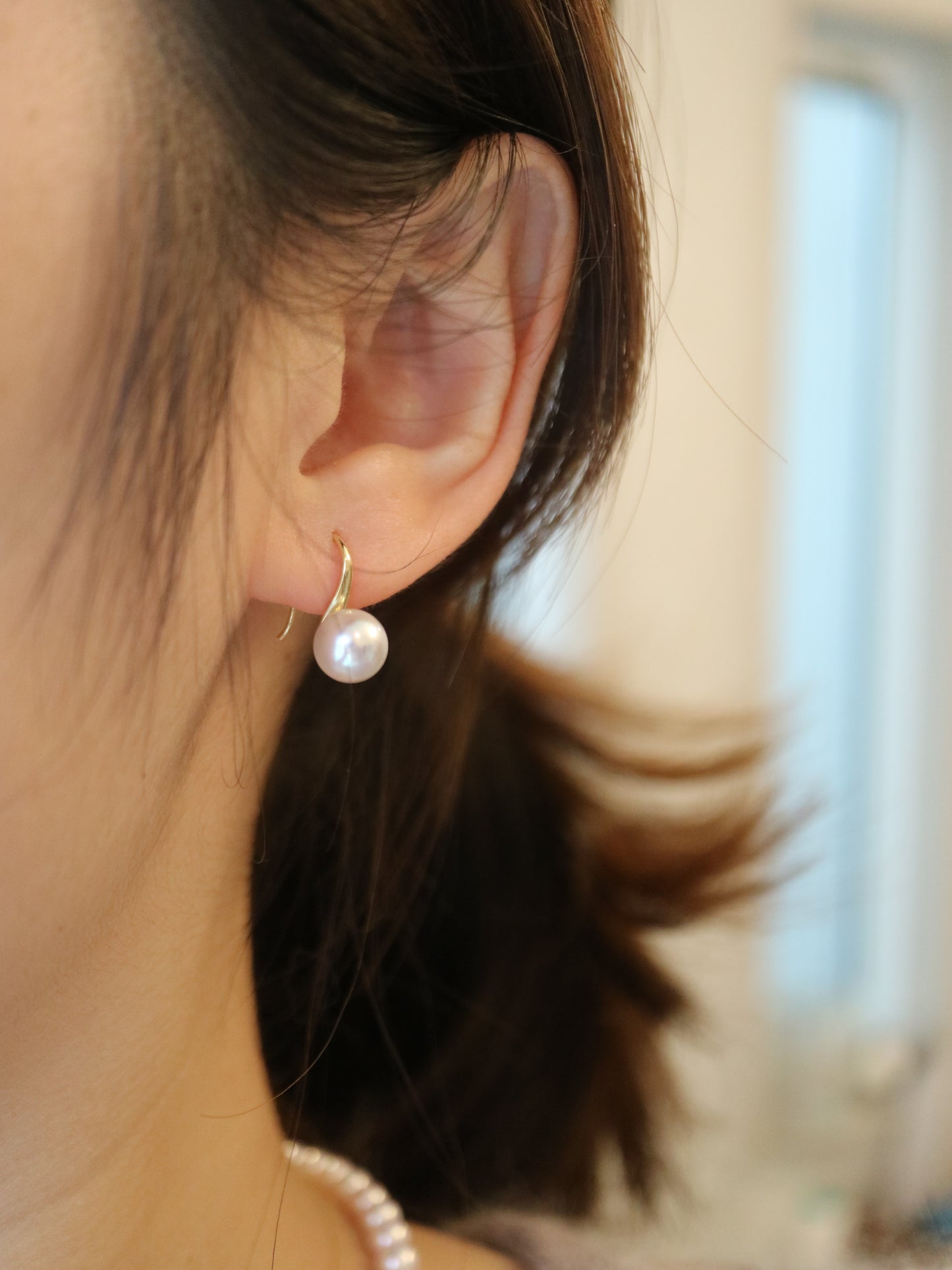 7.0mm Natural Silver Blue Akoya Pearl Drop Hook Earrings 18K Yellow Gold