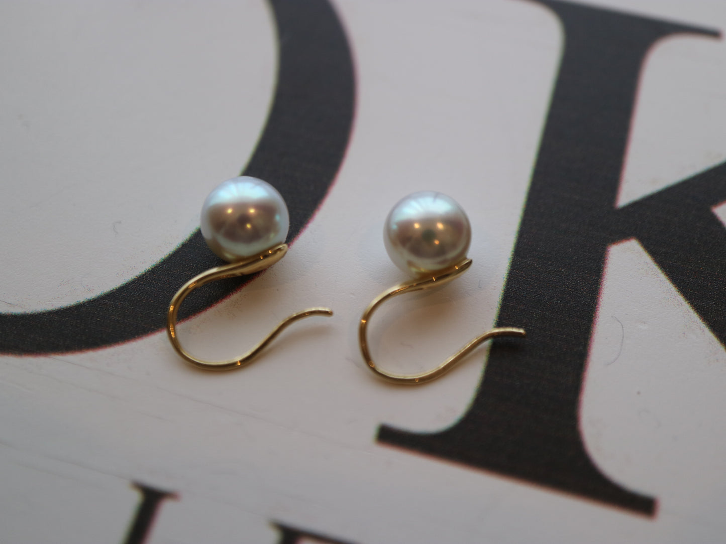 7mm 天然シルバー ブルー アコヤ パール ドロップ フック イヤリング 18K イエロー ゴールド