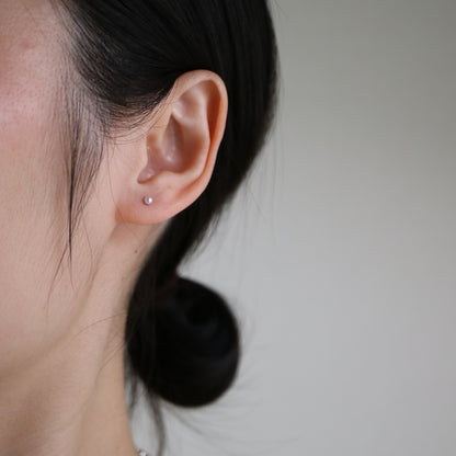 超希少 2.5mm 桜ピンクトーン アコヤパール スタッドピアス 18KYG