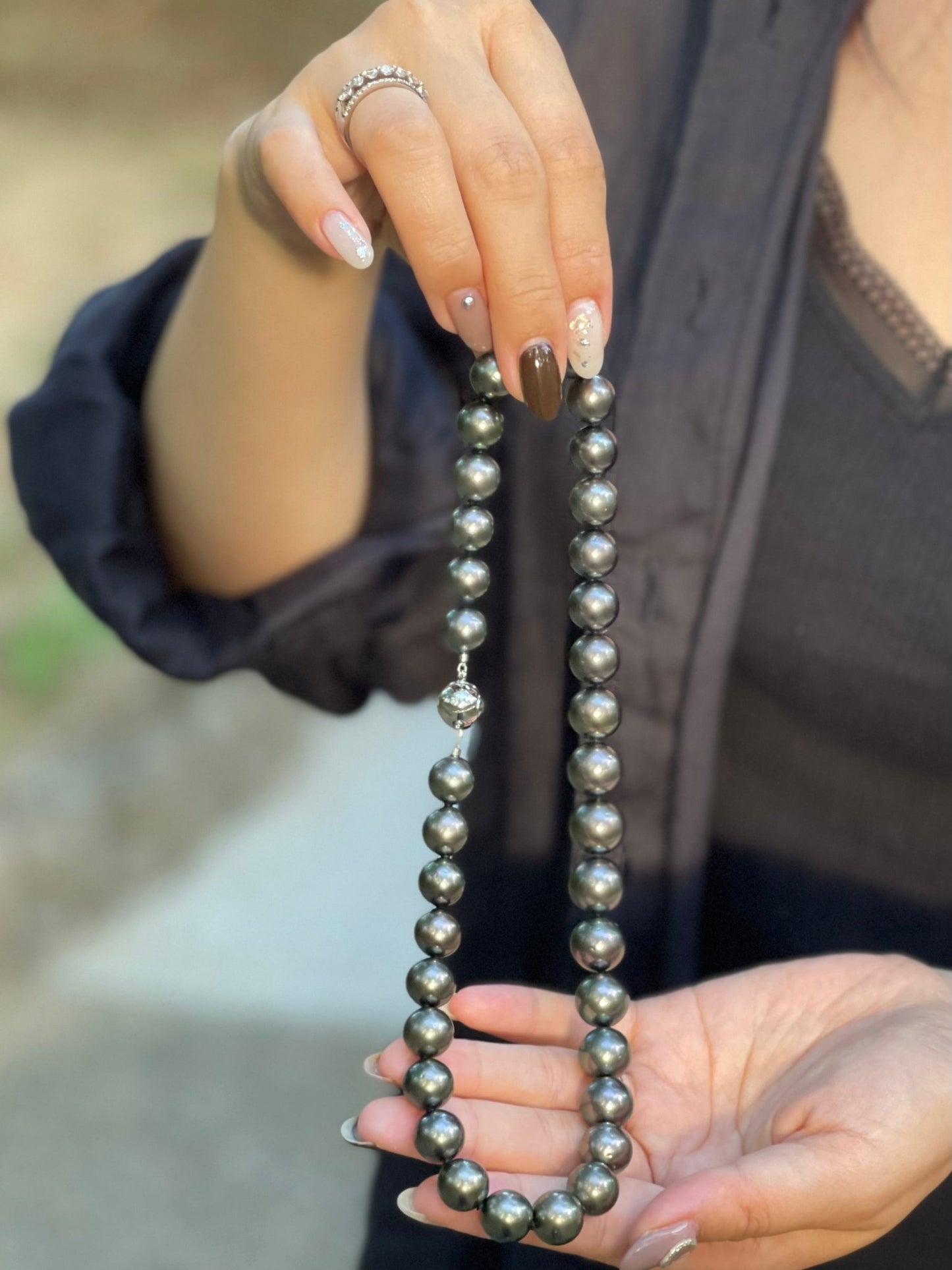Top Class 11 - 13.3mm Tahitian Pearl Strand Necklace with Aurora Peacock Certificate by PSL - KOKOPEARLJEWELRY - 5