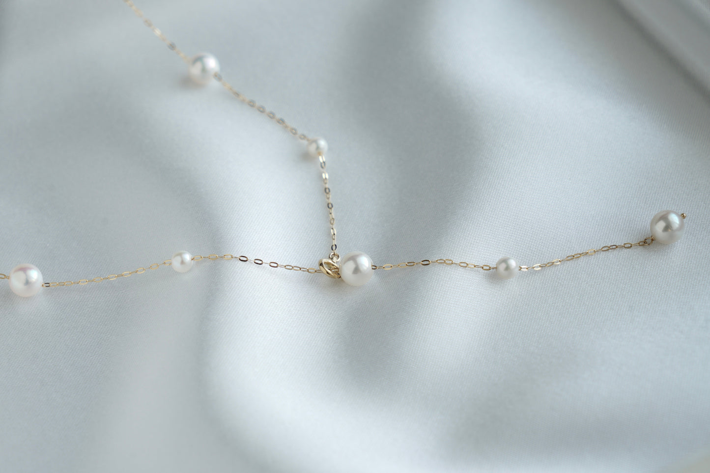 4+6.5mm Two Sizes Akoya Pearl Station Necklace 18K Yellow Gold