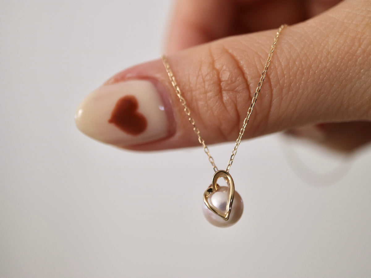 7.0mm Akoya Pearl Heart Shaped Pendant Necklace 10K Gold