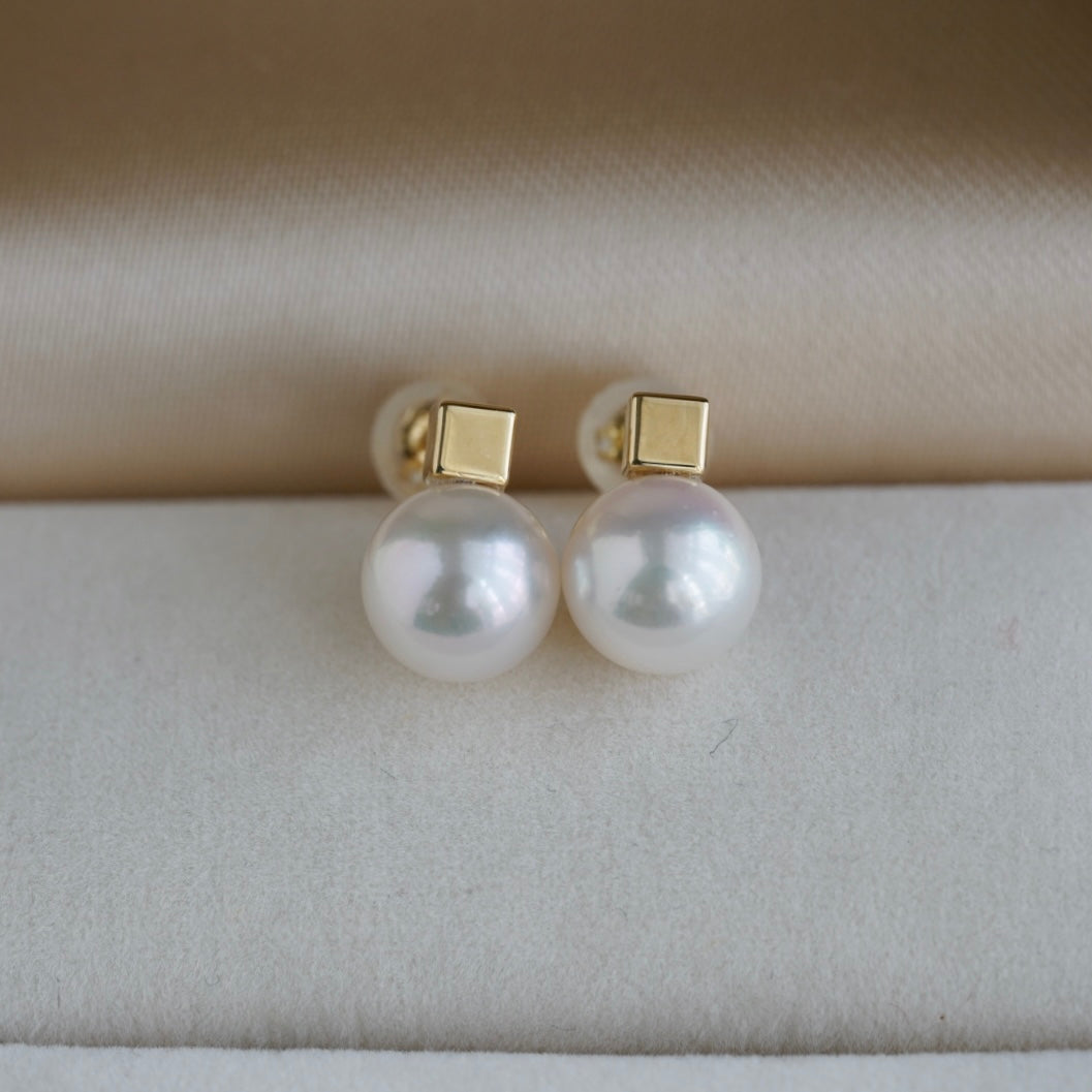 7.5mm Akoya Pearl Square Design Stud Earrings 18K Yellow Gold