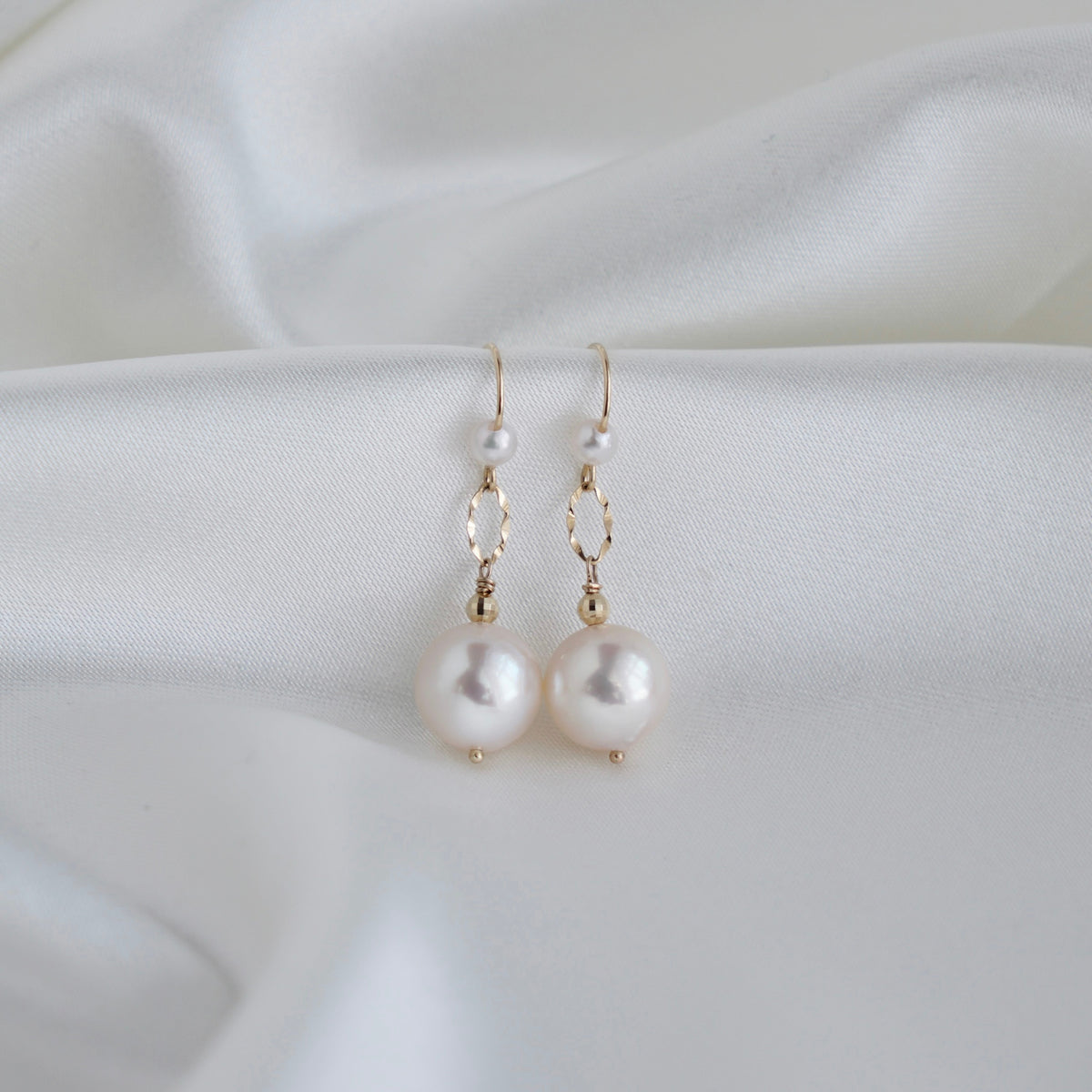 Rare Size 9.0mm Pinkish White Akoya Pearl Drop Hook Earrings 18K Gold