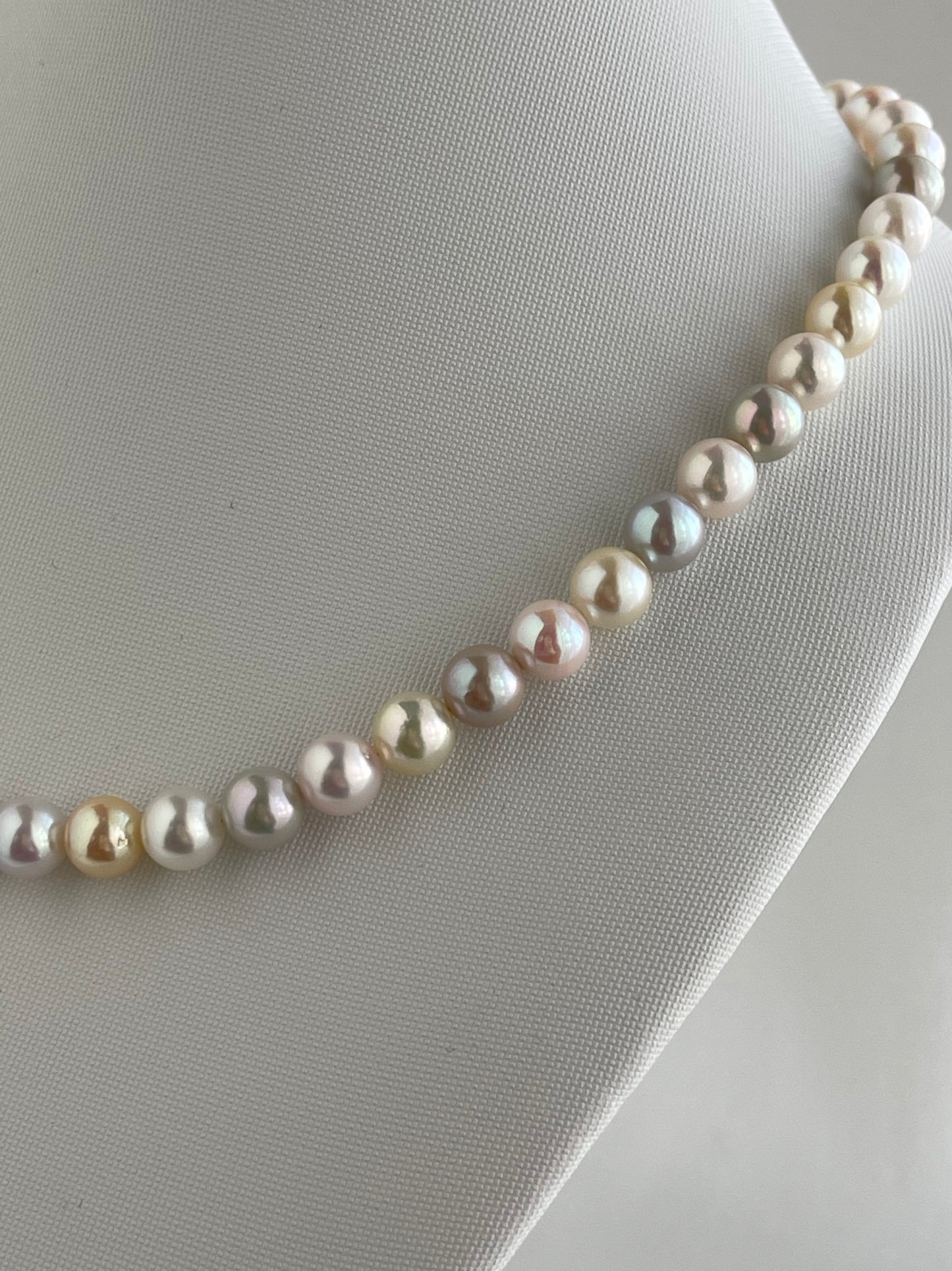 Rainbow Color 7.5mm Akoya Pearl Beaded Strand Necklace
