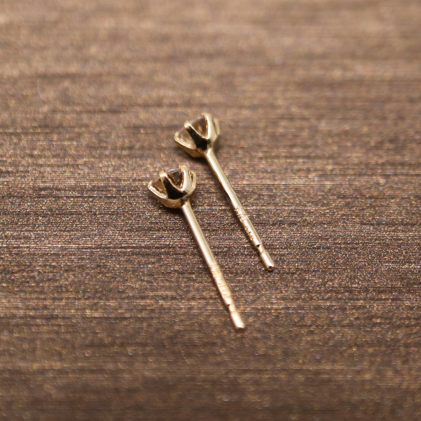 0.2ct 天然鑽石耳釘 K18YG