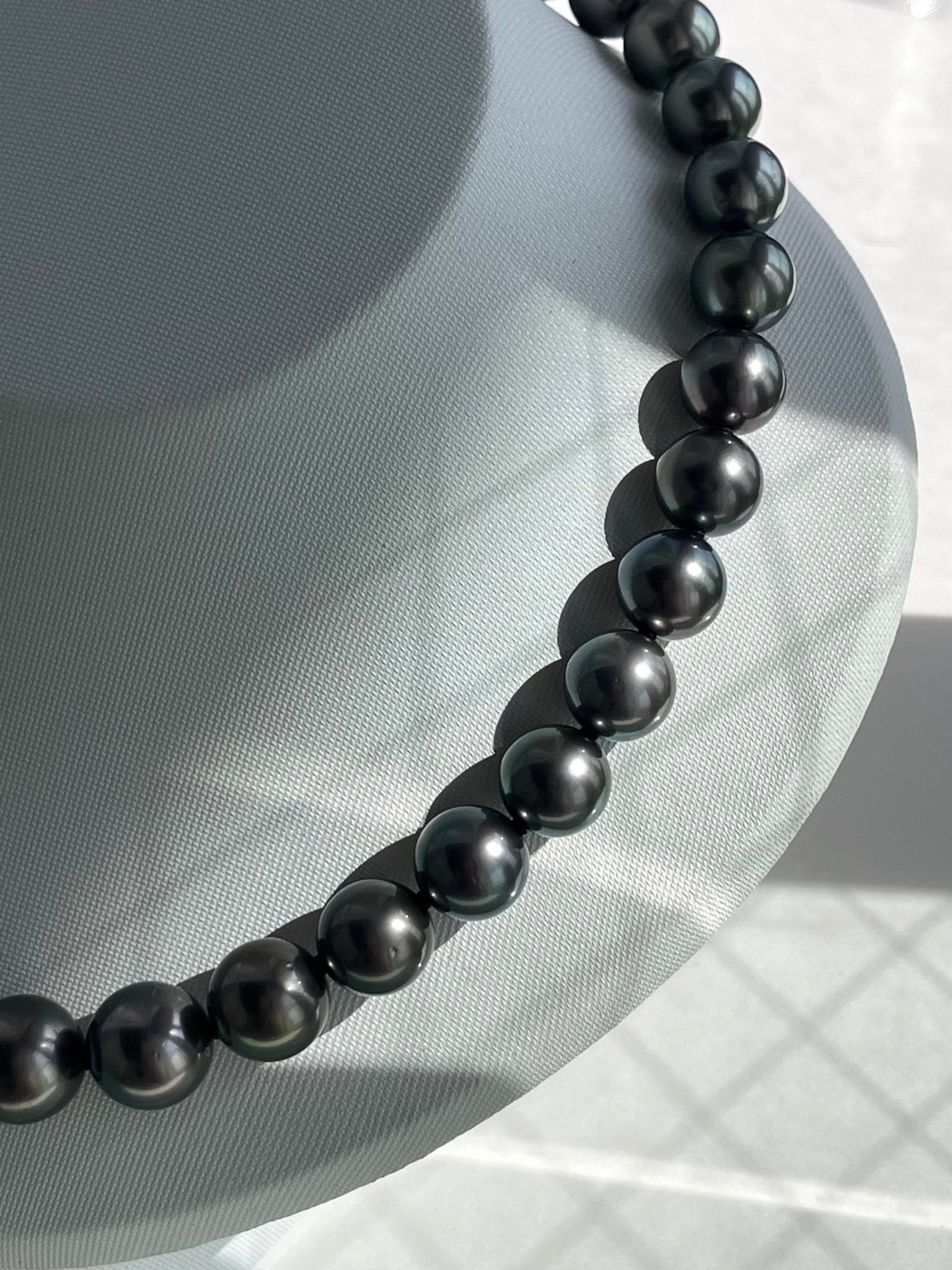 Top Class 11 - 13.3mm Tahitian Pearl Strand Necklace with Aurora Peacock Certificate by PSL - KOKOPEARLJEWELRY - 9