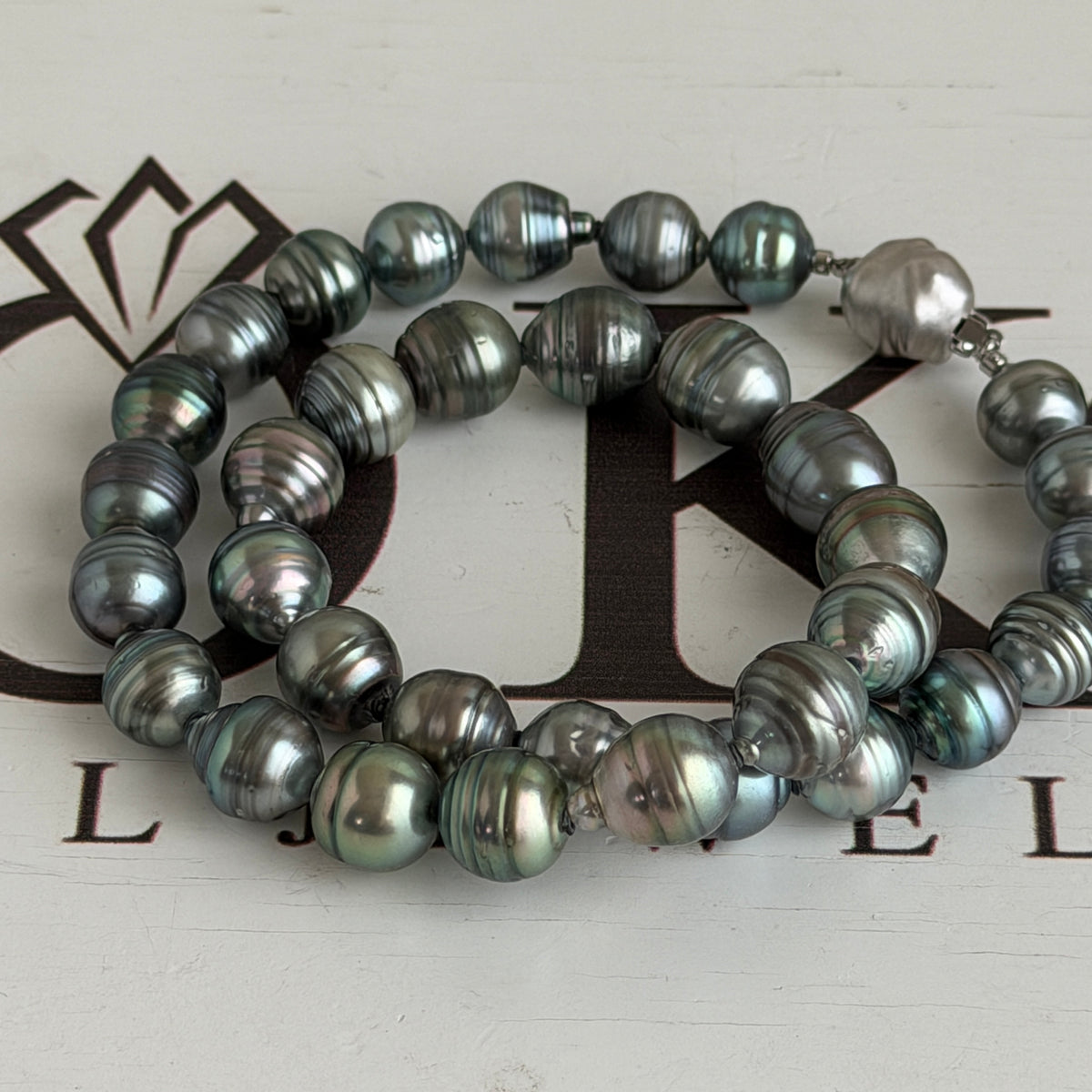 10.0-11.5mm Natural Circle Baroque Tahitian Pearl Beaded Necklace