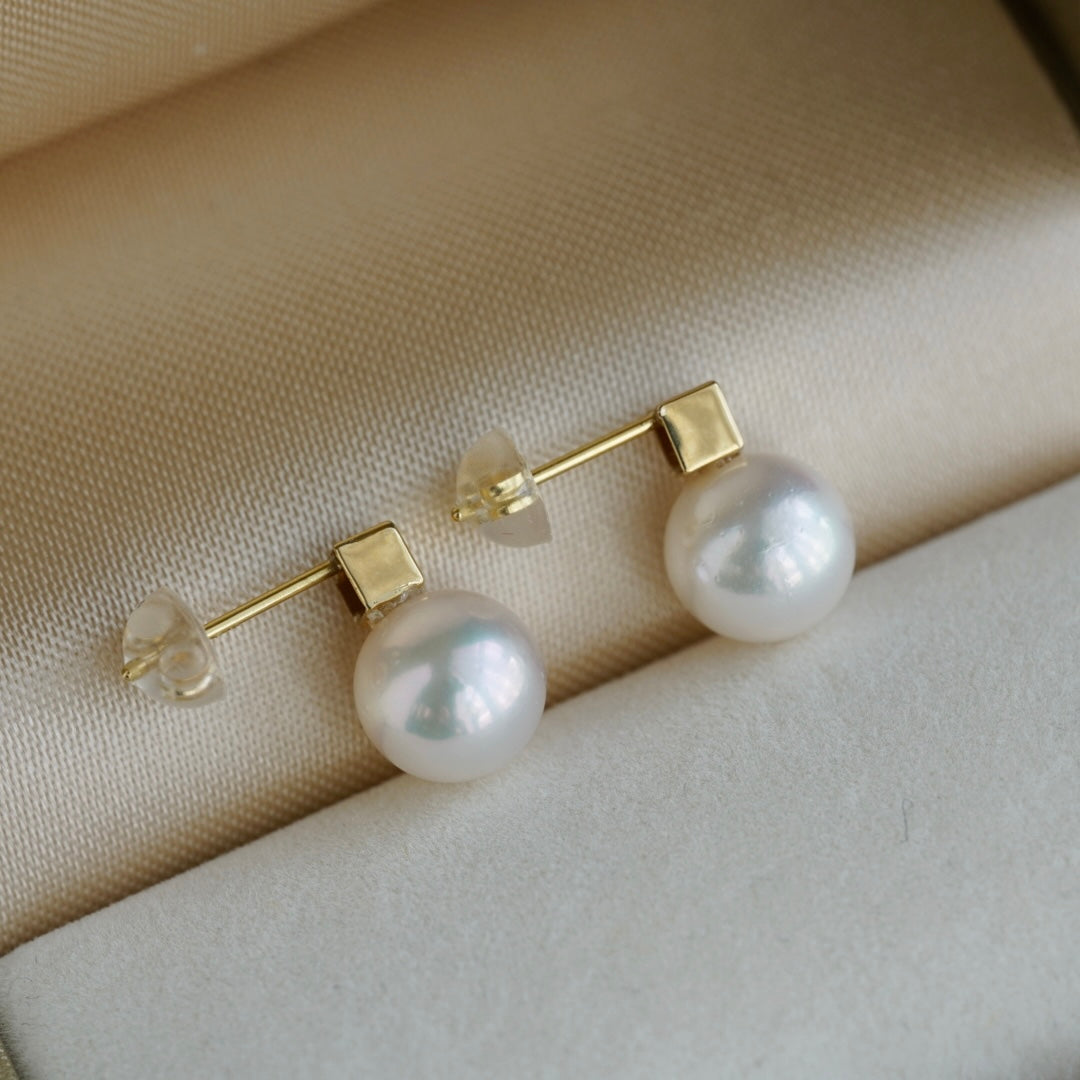 7.5mm Akoya Pearl Square Design Stud Earrings 18K Yellow Gold