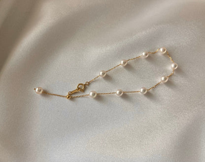 4.5mm Akoya Pearl Station Bracelet 18K Yellow Gold
