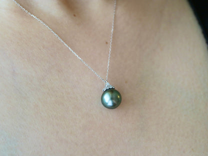 10mm Tahitian Pearl Crown Diamond Pendant Necklace 18K White Gold