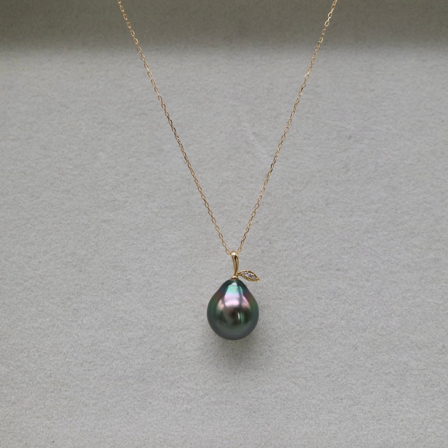 Tahitian Pearl Little Pear Pendant Necklace K18 Yellow Gold