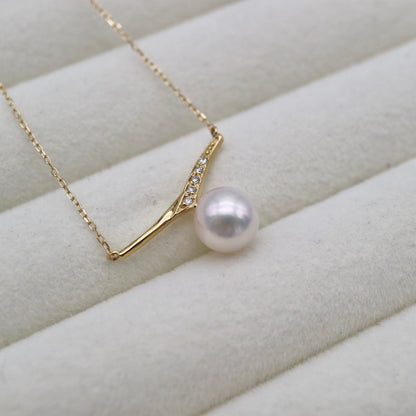 7.5mm Akoya Pearl Mermaid Tail Pendant Necklace