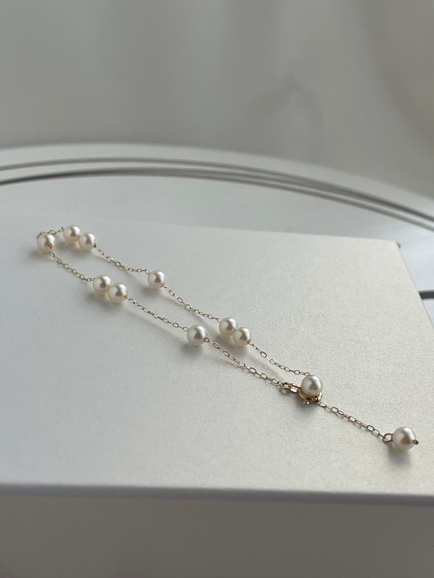 4mm シャンパンホワイト アコヤ真珠 ステーション ブレスレット 10K イエローゴールド