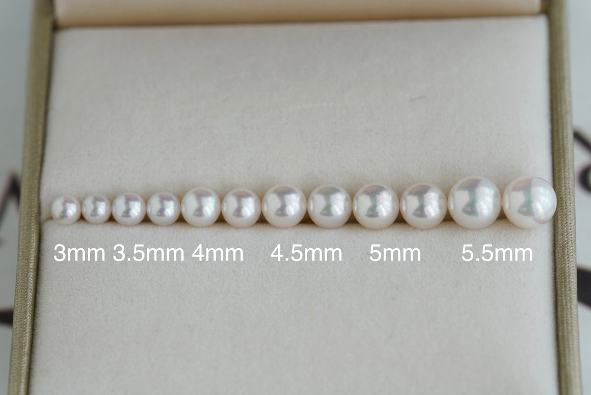 Japanese Akoya pearl size comparison from 3mm to 5.5mm, showcasing luster and quality for jewelry making