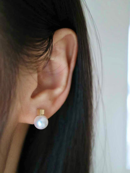 7.5mm Akoya Pearl Square Design Stud Earrings 18K Yellow Gold