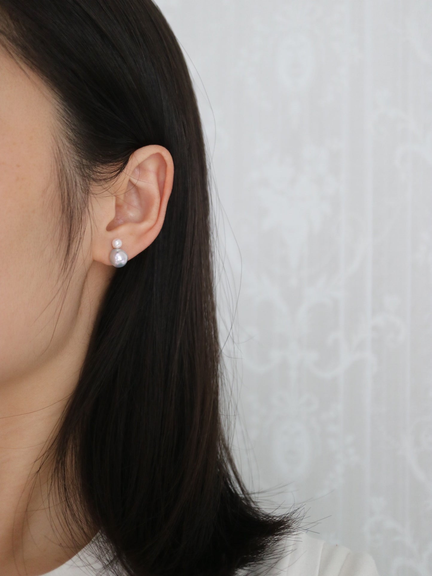 2Way 着用 4+8mm ホワイト＆ナチュラルシルバーブルーアコヤ真珠ドロップピアス 18Kイエローゴールド