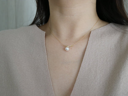 7.5mm Akoya Pearl Mermaid Tail Pendant Necklace - KOKOPEARLJEWELRY - 2