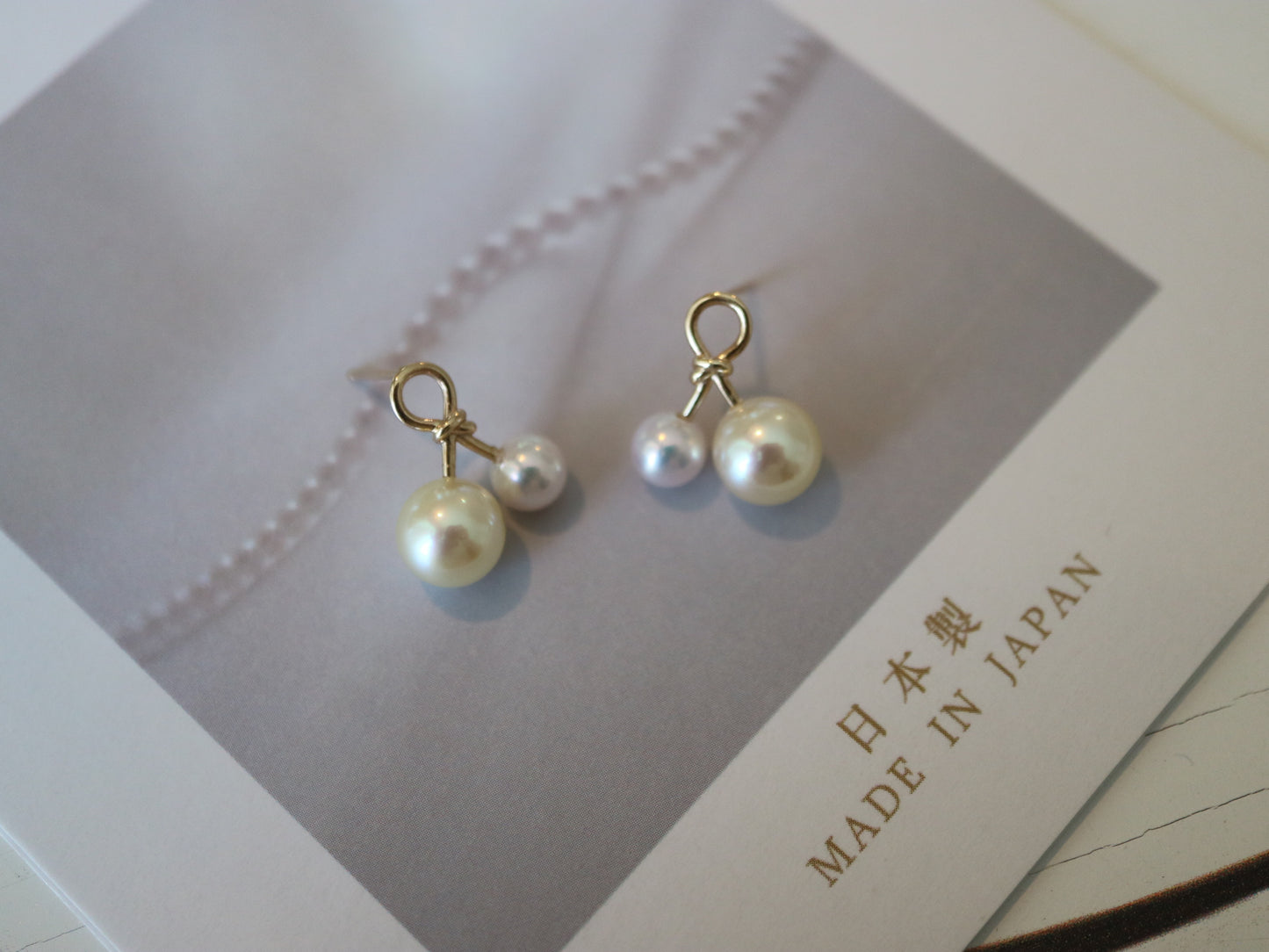 4.5 mm + 6.5 mm雙色 Akoya 珍珠小櫻桃耳環 10K 金