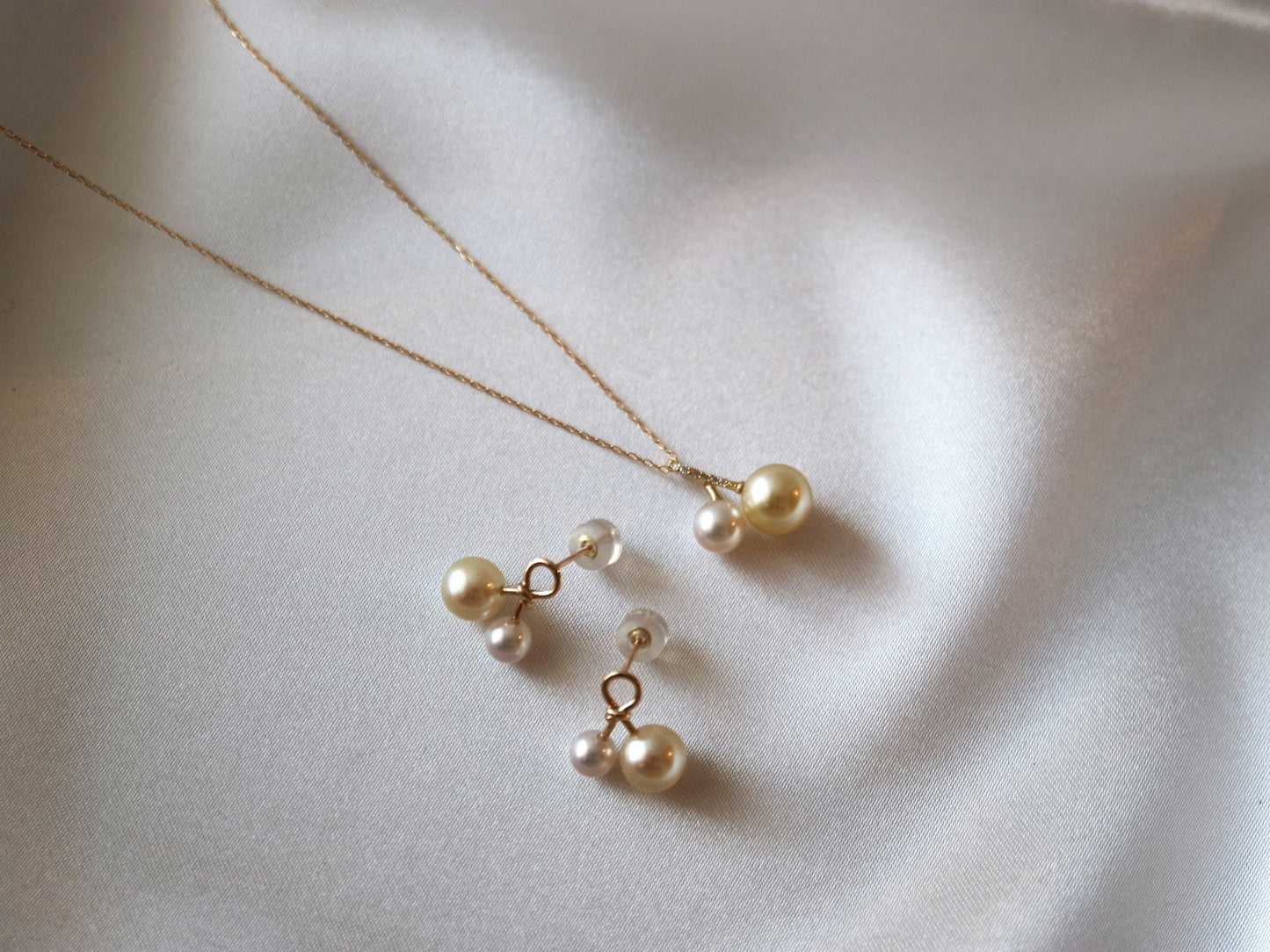 5mm + 7.5mm ダブルカラー アコヤ真珠 ダイヤモンド リトルチェリー ペンダントネックレス 18K イエローゴールド