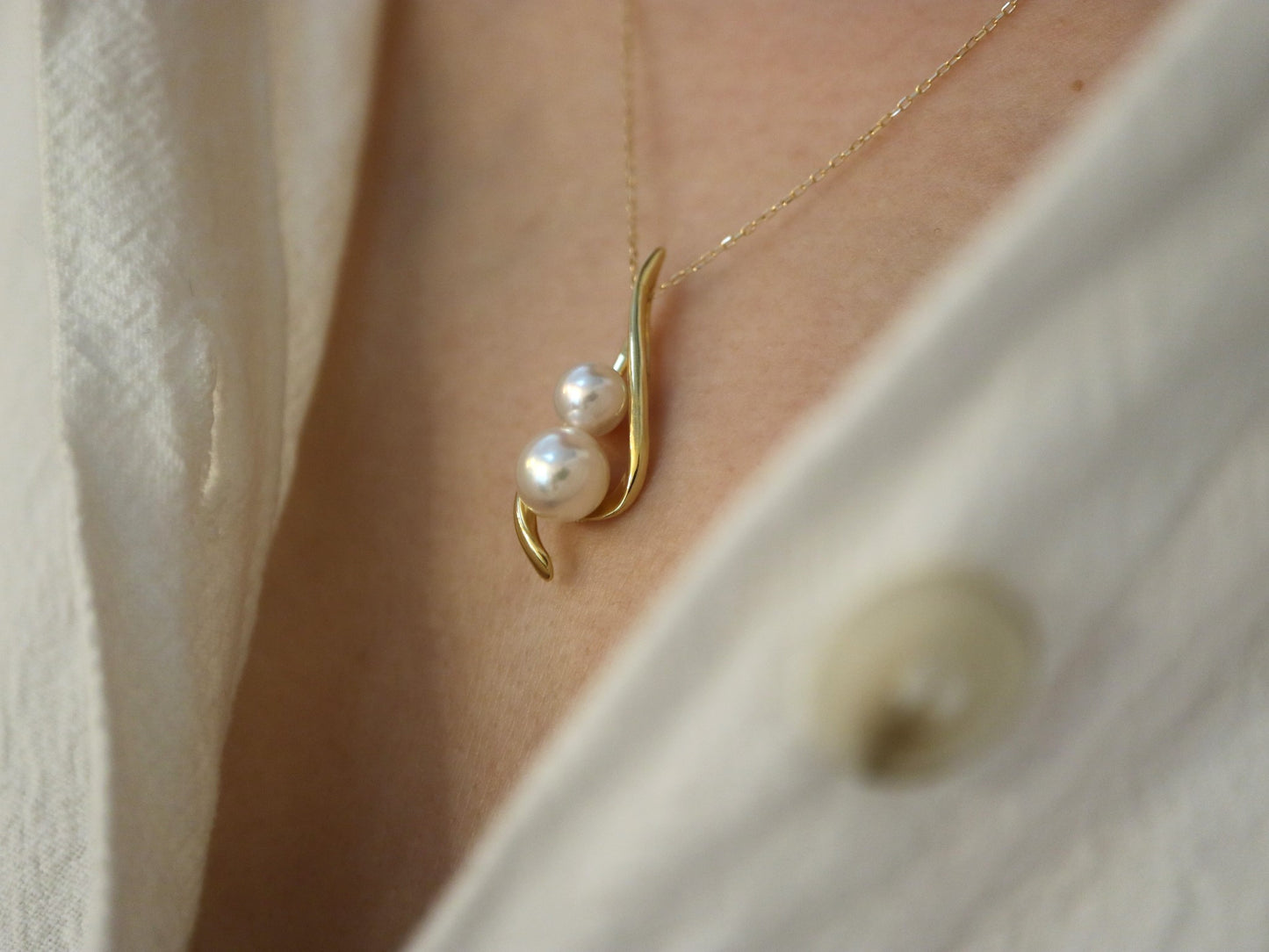 5.5+7.0mm AkoyaPearl豌豆荚吊坠项链 18K黄金