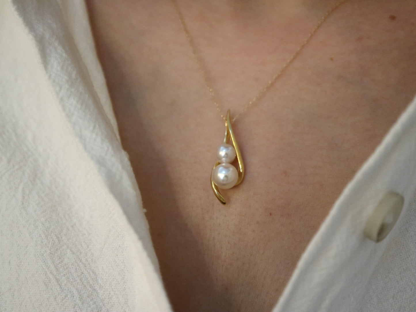 5.5+7.0mm AkoyaPearl豌豆荚吊坠项链 18K黄金