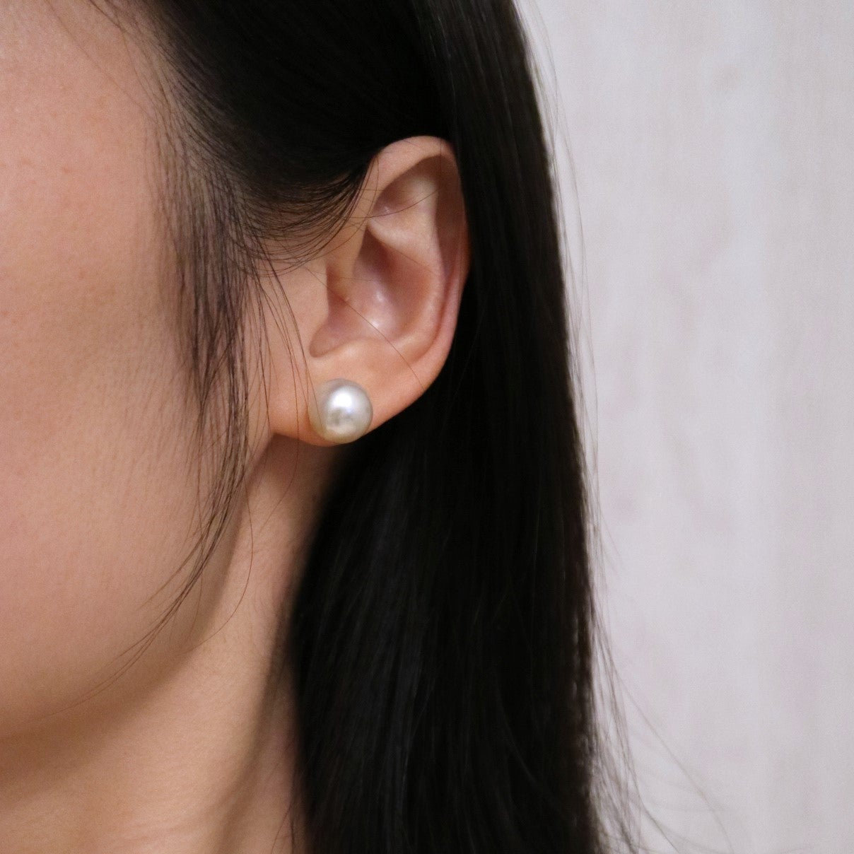 Clip Earrings Available丨 Button Shaped 11mm Natural Champagne Tone South Sea Pearl Stud Earrings