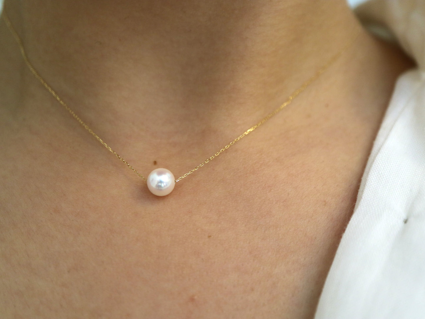 10K Gold Japanese Akoya Floating Pearl Pendant Necklace, 8.5–9.0mm
