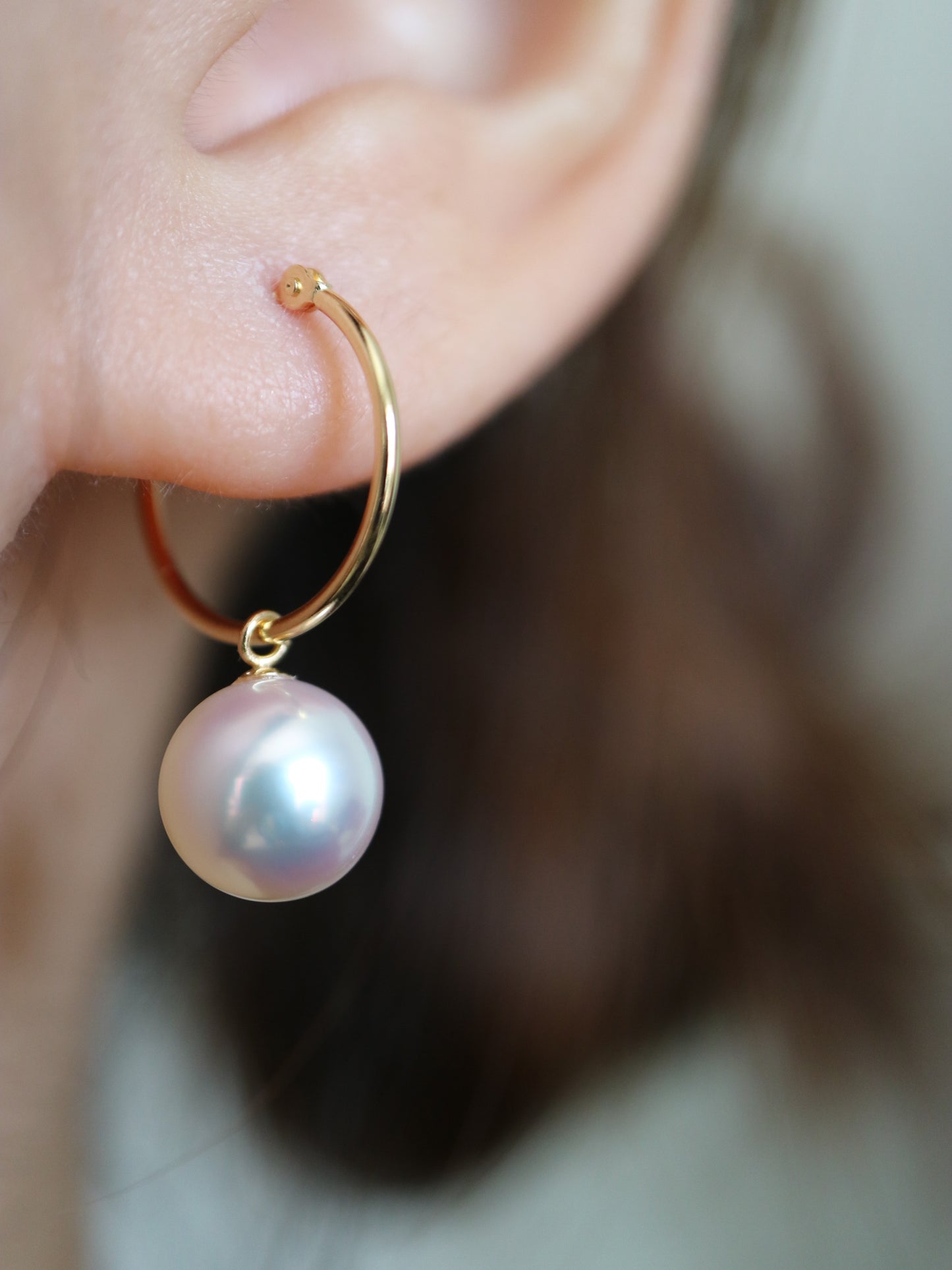 8mm Akoya Pearl Hoop Dangle Earrings 18K Yellow Gold - KOKOPEARLJEWELRY - 2