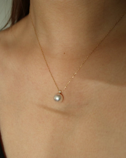 Mirror Like Lustre 8mm Akoya Pearl Diamond Pendant Necklace 18K Yellow Gold - KOKOPEARLJEWELRY - 1