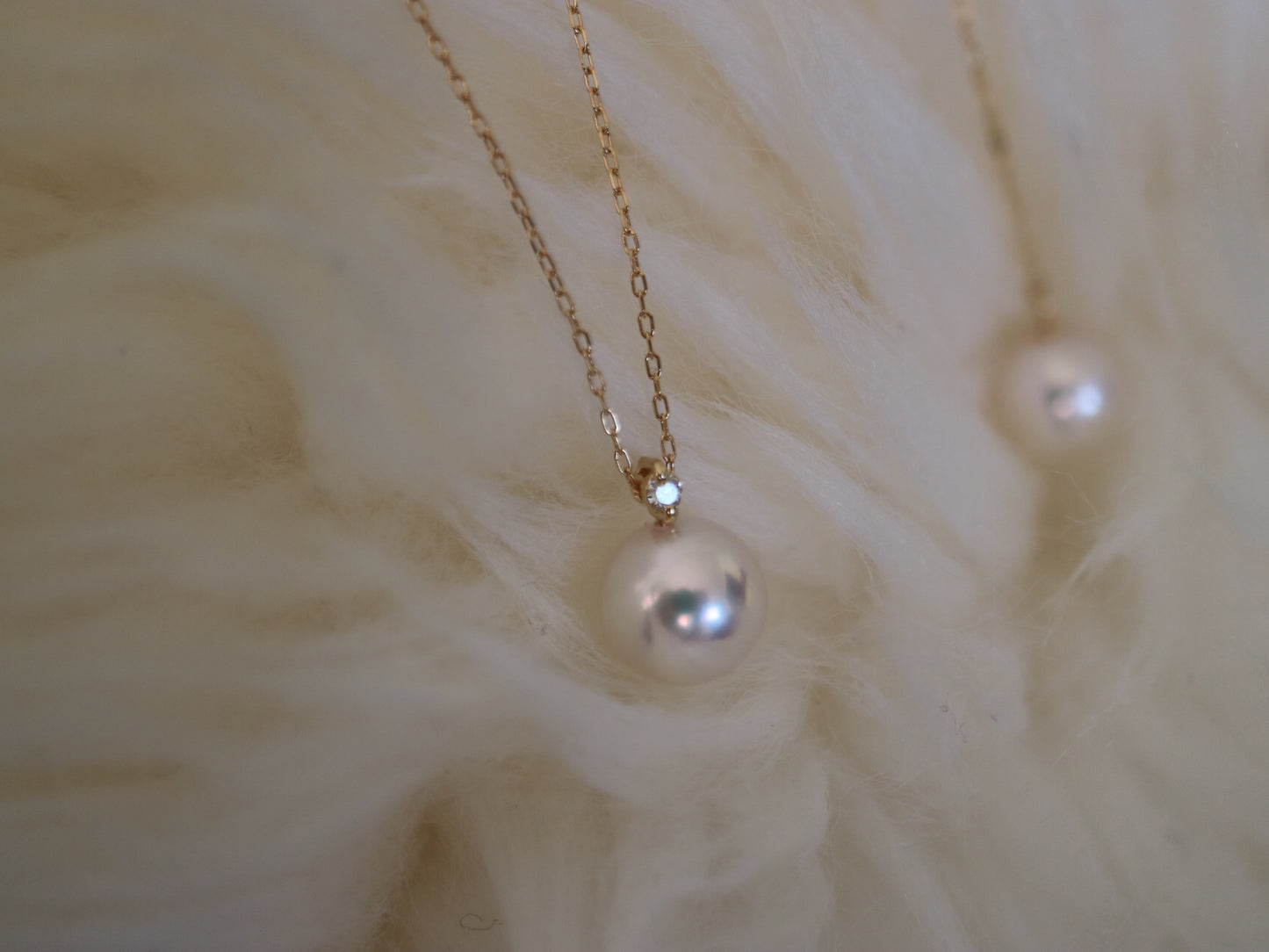 鏡のような光沢 8mm アコヤ真珠 ダイヤモンド ペンダントネックレス 18K イエローゴールド