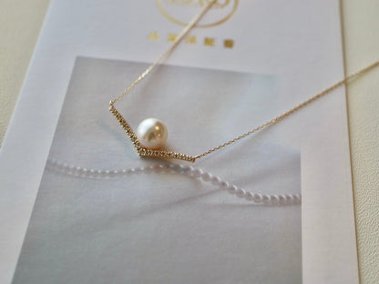 7.5mm Akoya Pearl Topaz V Shaped Pendant Necklace 10K Yellow Gold - KOKOPEARLJEWELRY - 7