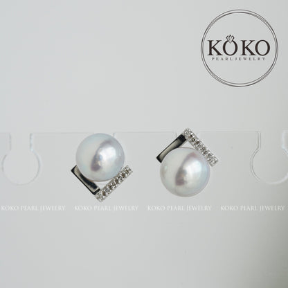 7mm Natural Silver Gray Akoya Pearl V Shaped Diamond Stud Earrings 18K White Gold - KOKOPEARLJEWELRY - 5