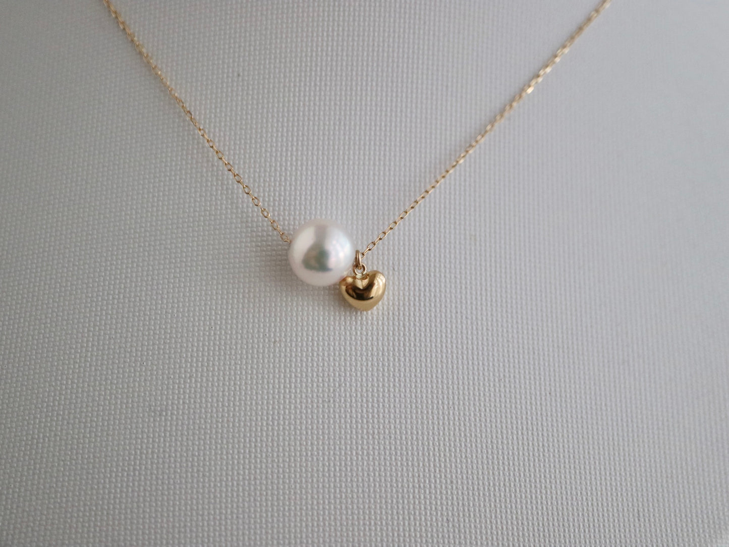7.5mm Akoya Pearl Little Heart Floating Pendant Necklace 10K Gold