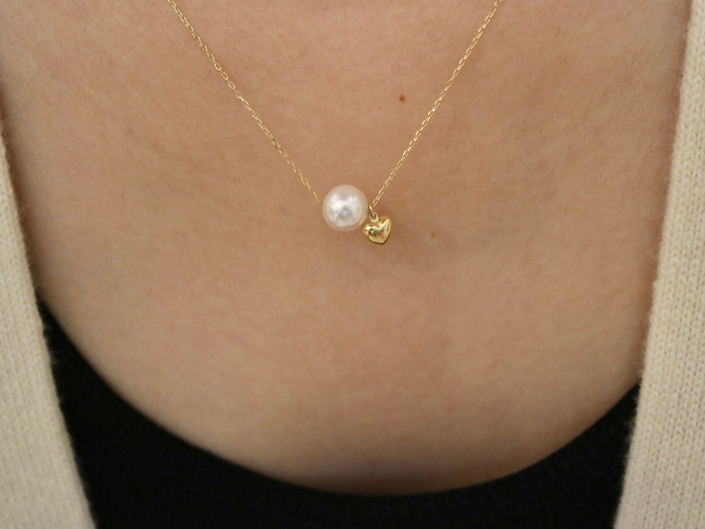 7.5mm Akoya Pearl Little Heart Floating Pendant Necklace 10K Gold