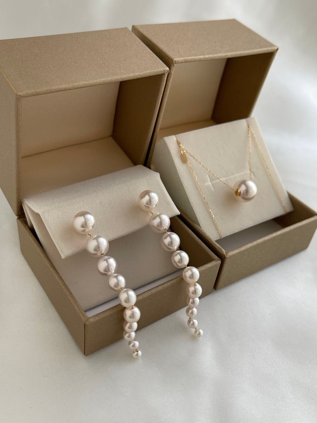 2Ways Wearing 3.0-8.0mm Gradient Sized Akoya Pearl Drop Earrings 18K Yellow Gold