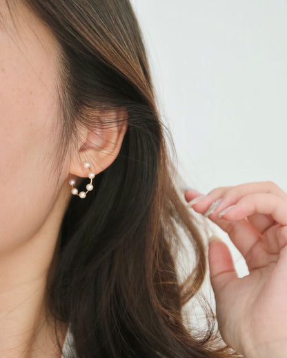 3.5–4mm Akoya Pearl Station Hoop Earrings in 18K Yellow Gold - KOKOPEARLJEWELRY - 1