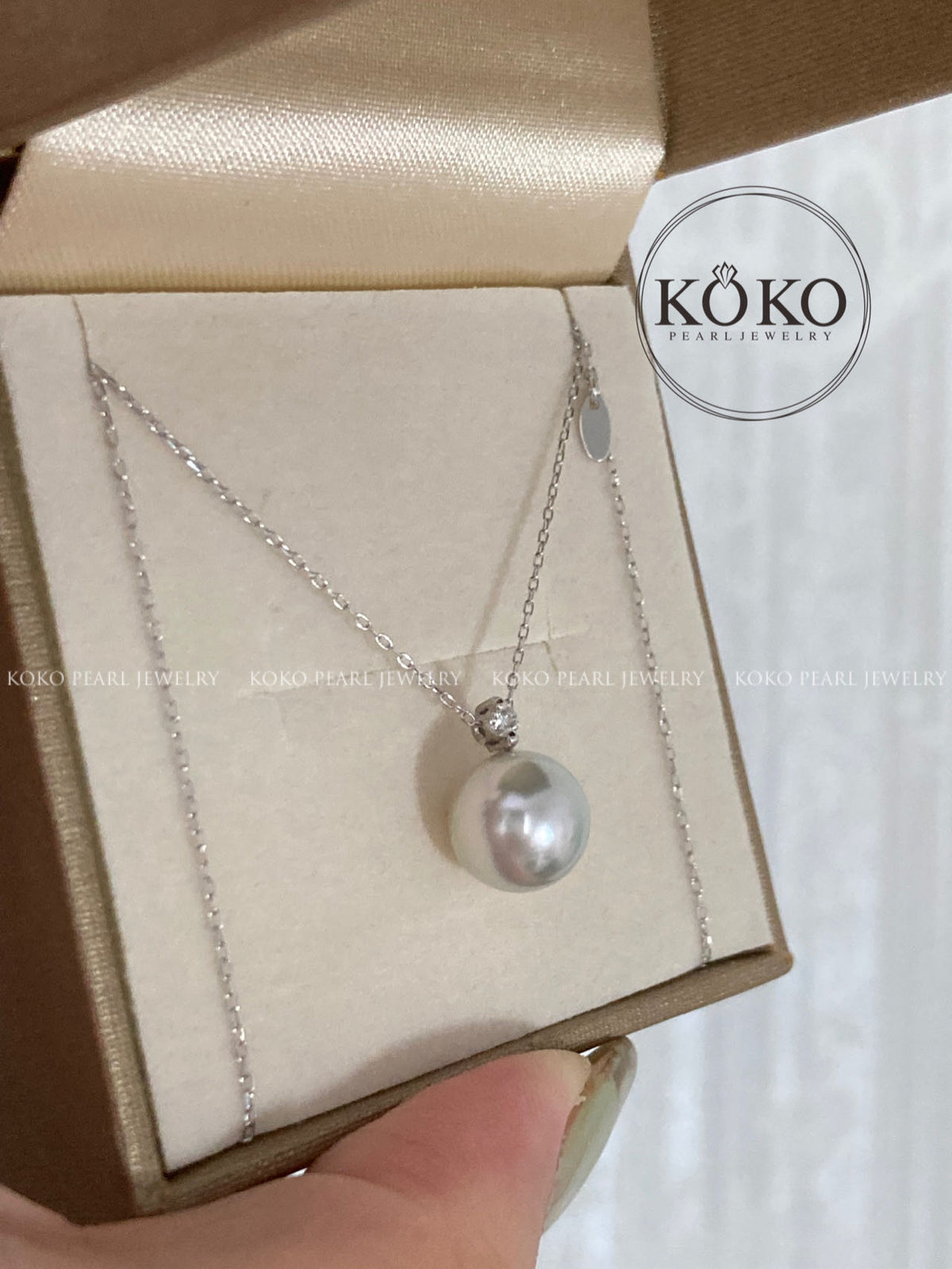8.0mm Natural Silver Gray Akoya Pearl Diamond Pendant Necklace 18K White Gold